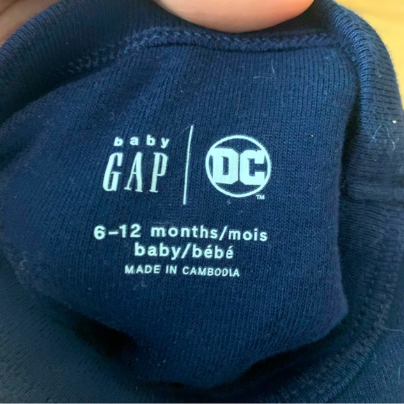 6-12 month Holiday GAP pyjama set - Picture 4 of 4